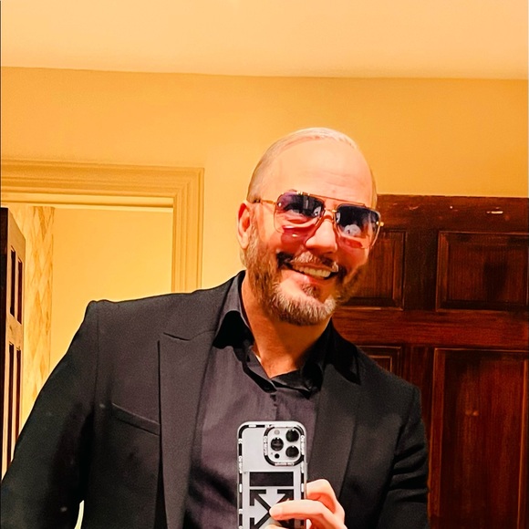 Meet your Posher, Joe - Picture 7 of 17